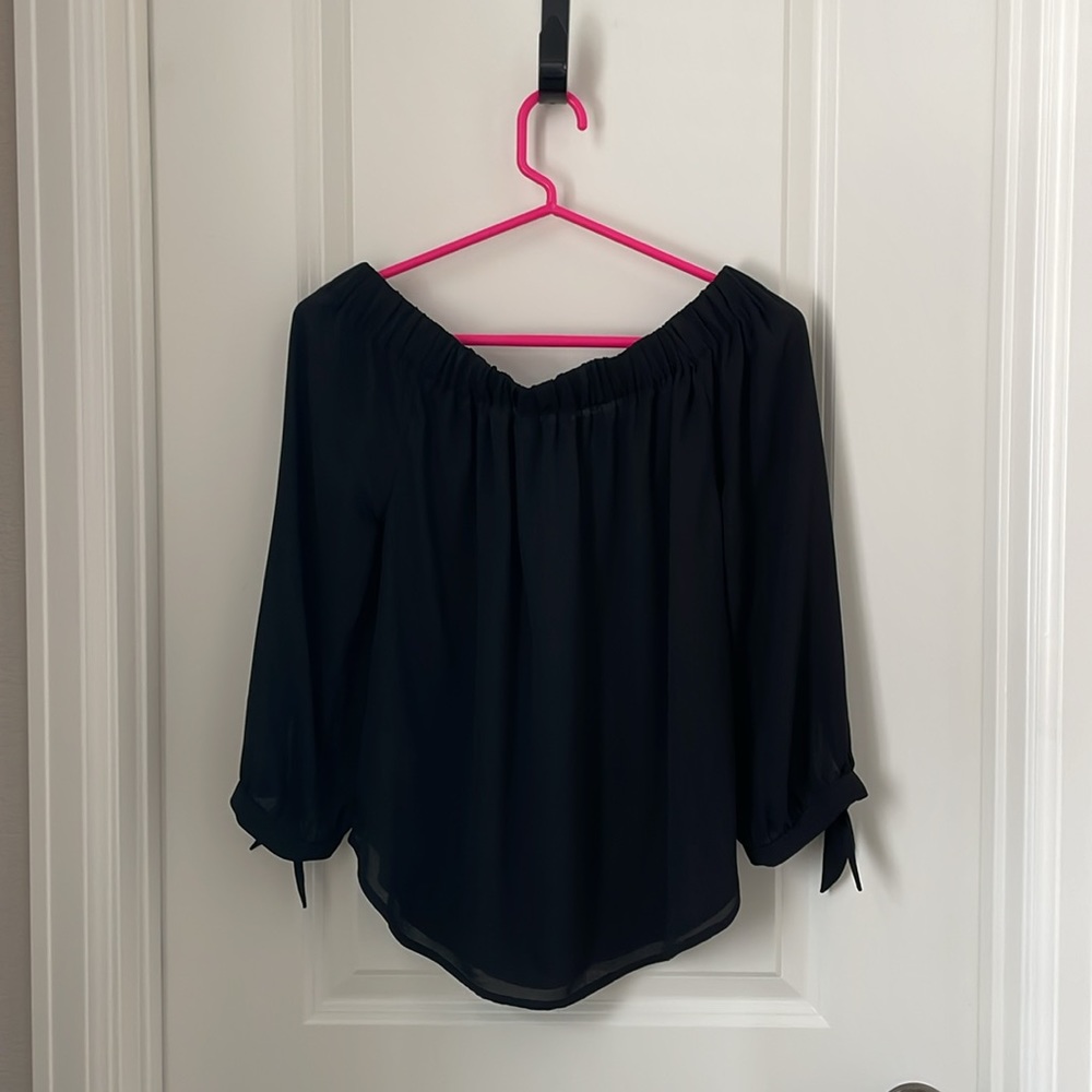 Express Off Shoulder Top - Picture 3 of 3
